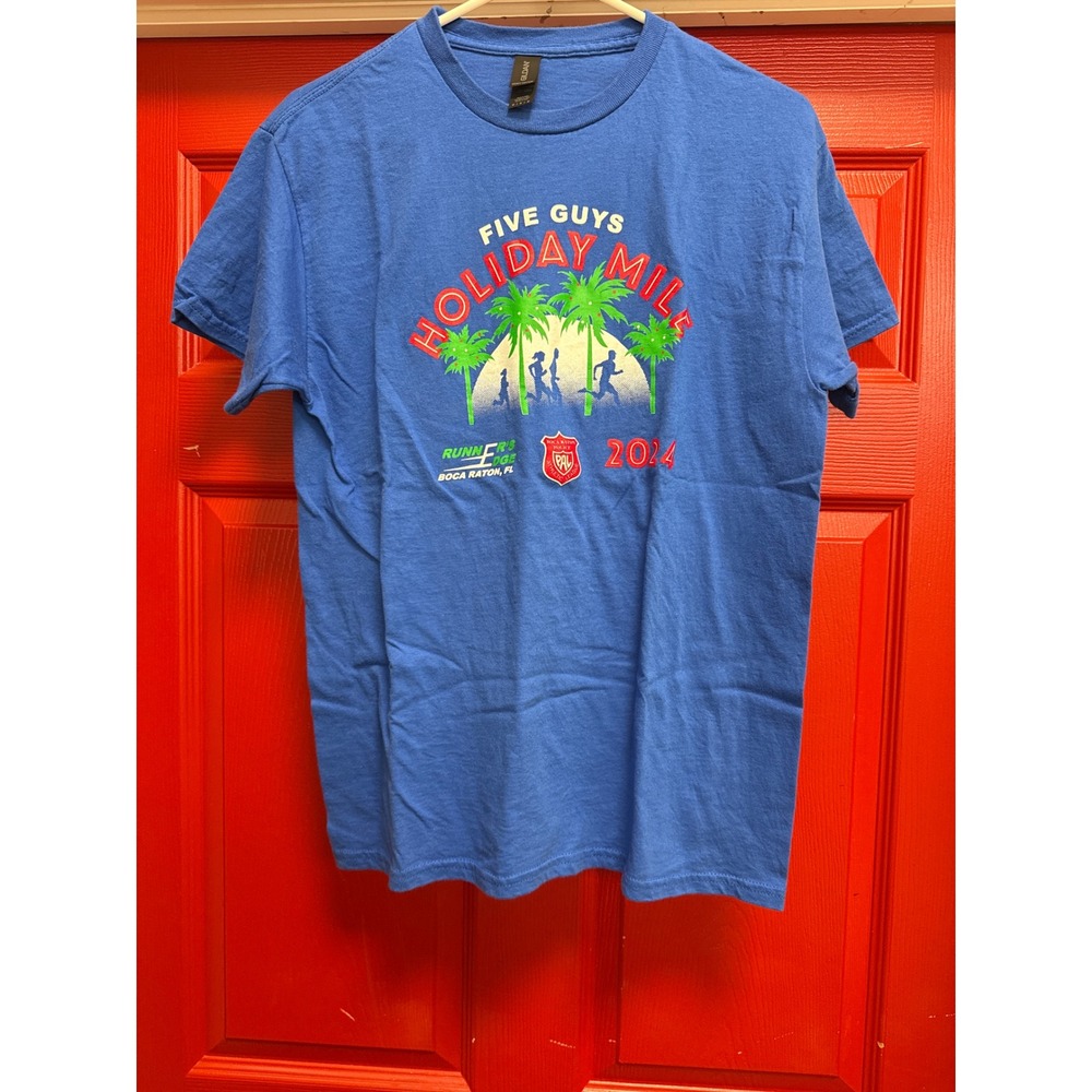 Gildan Five Guys Holiday Mile 2024 Boca Raton FL Blue Graphic T-Shirt Mens M